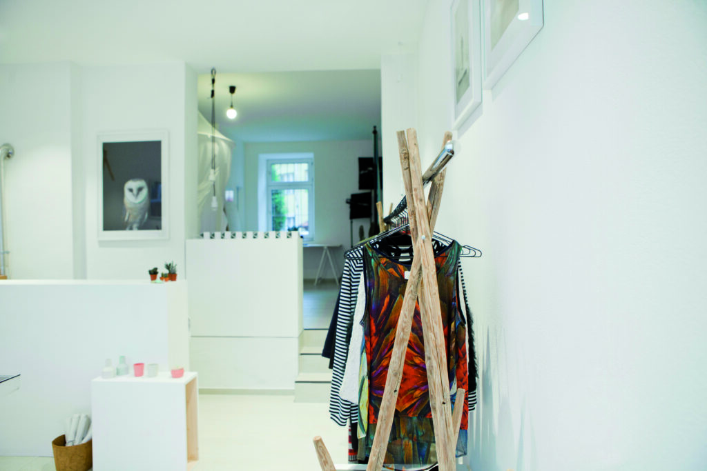 akjumii-store